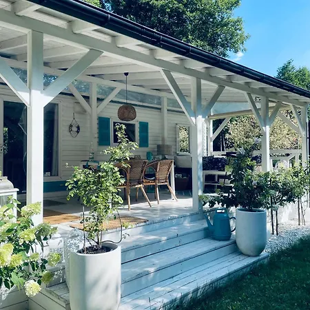Сasa de vacaciones Holenderski Hampton *
