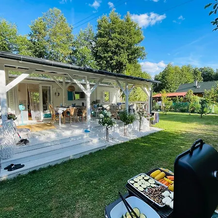 Ferienhaus Holenderski Hampton Dominice